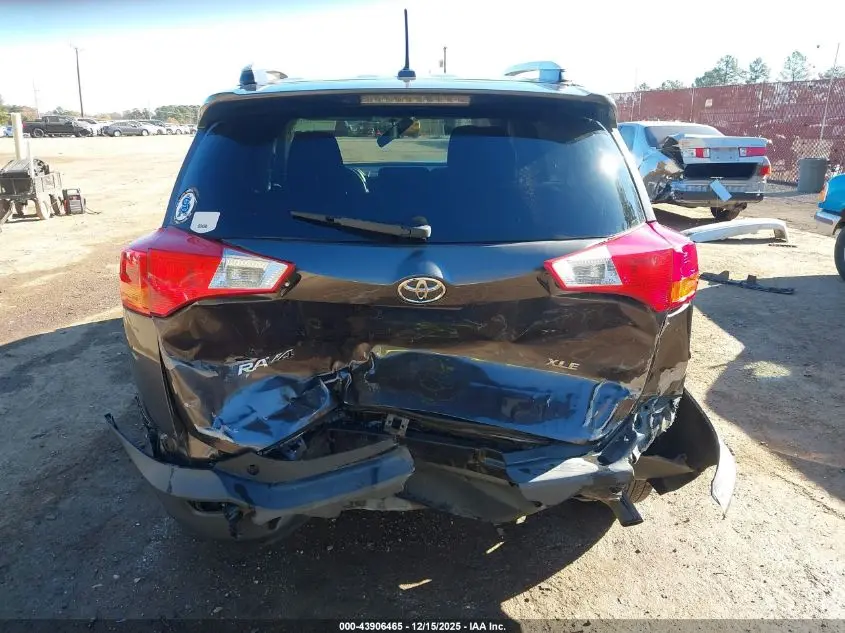 2014 TOYOTA RAV4 XLE