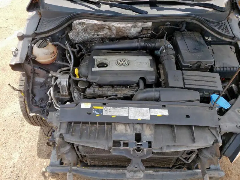 2014 VOLKSWAGEN TIGUAN S  
