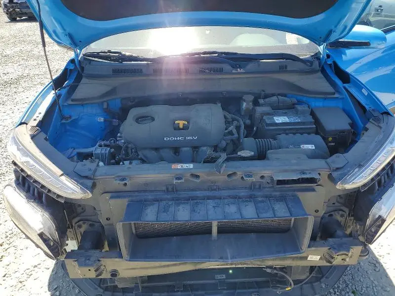 2020 HYUNDAI KONA SE  