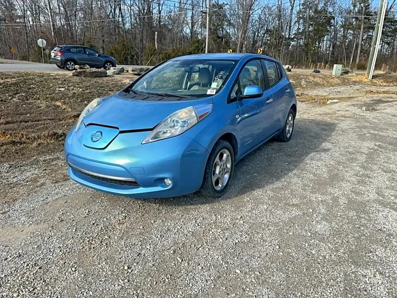 2012 NISSAN LEAF SV  