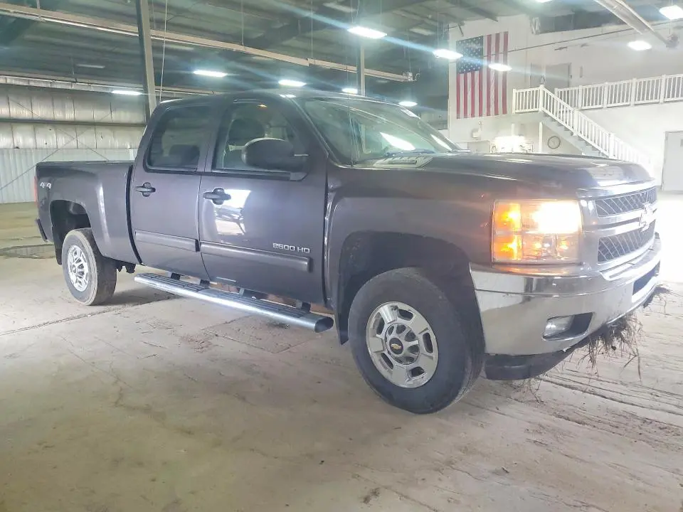 2011 CHEVROLET SILVERADO K2500 HEAVY DUTY LT  