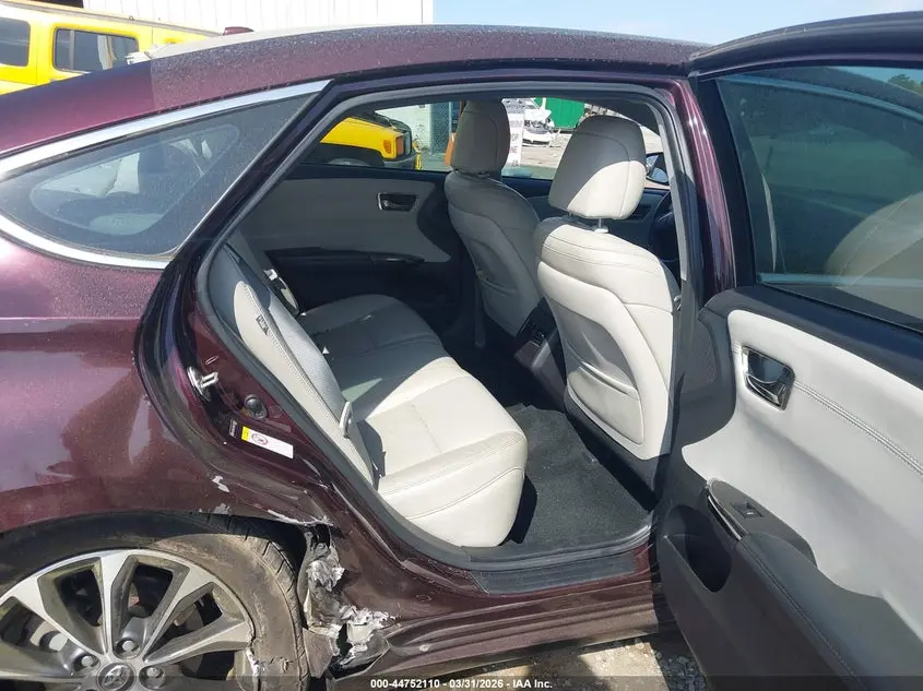 2016 TOYOTA AVALON XLE
