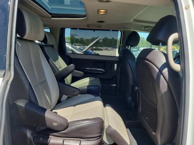 2016 KIA SEDONA SXL  