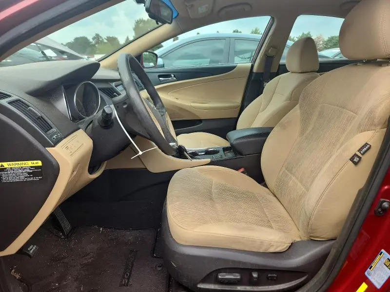 2013 HYUNDAI SONATA GLS  
