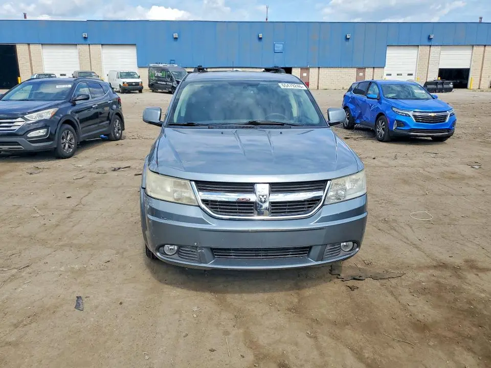 2010 DODGE JOURNEY SXT  
