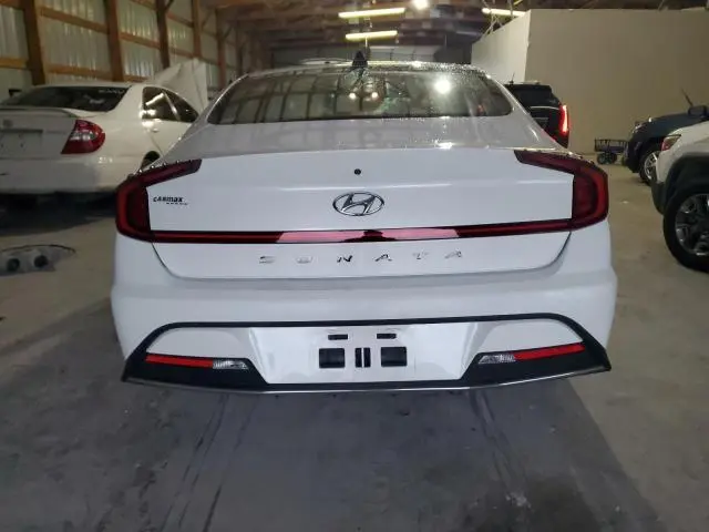 2022 HYUNDAI SONATA SE  