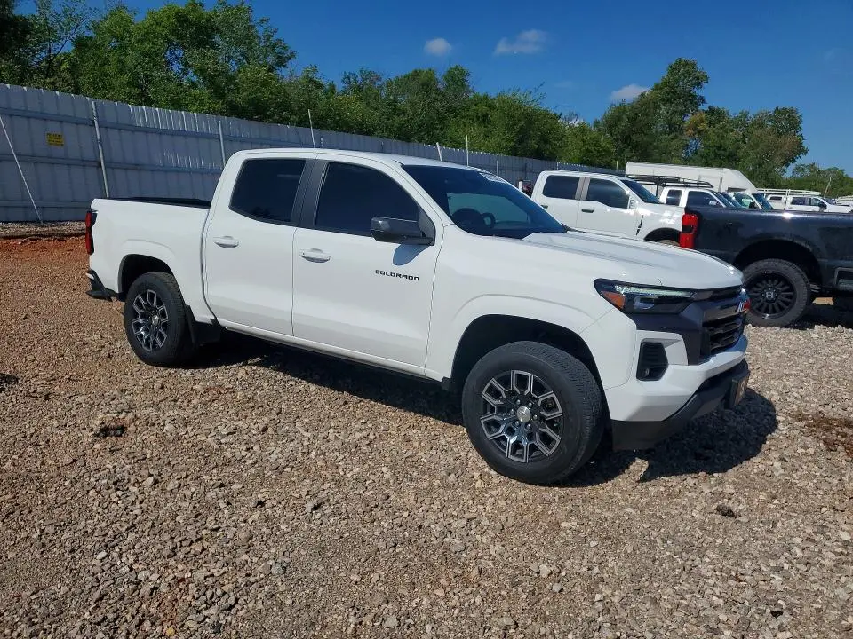 2024 CHEVROLET COLORADO LT  