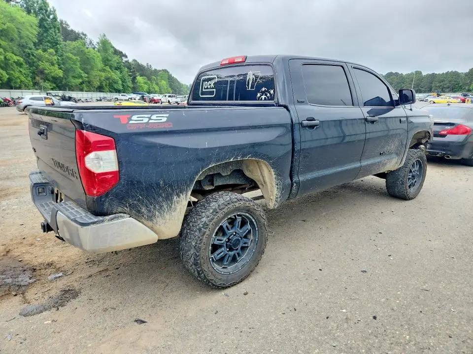 2017 TOYOTA TUNDRA SR5  