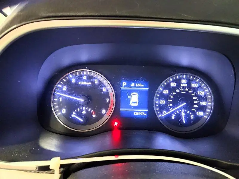 2020 HYUNDAI TUCSON SE  