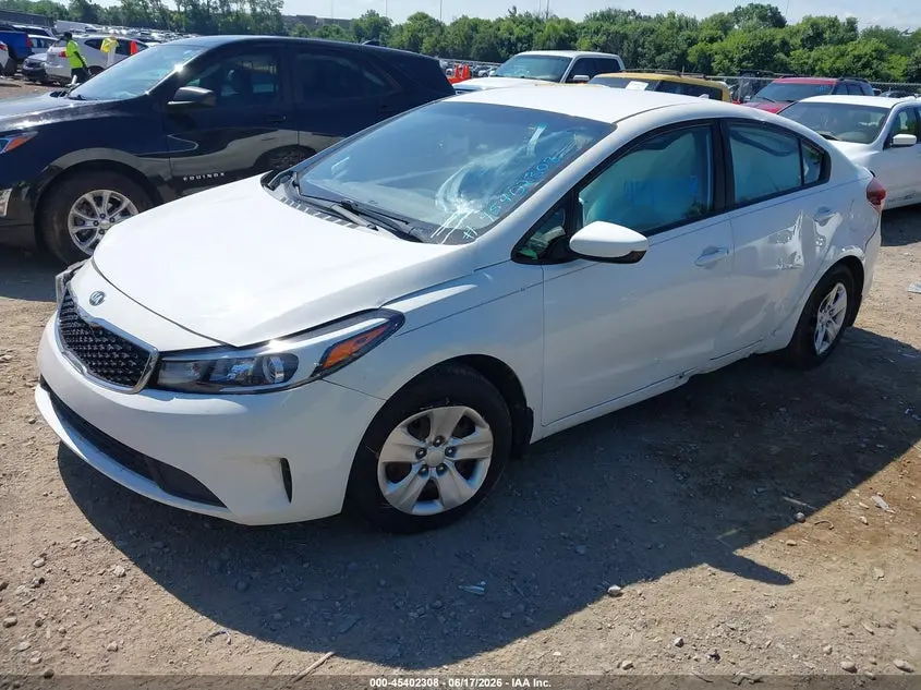 2017 KIA FORTE LX