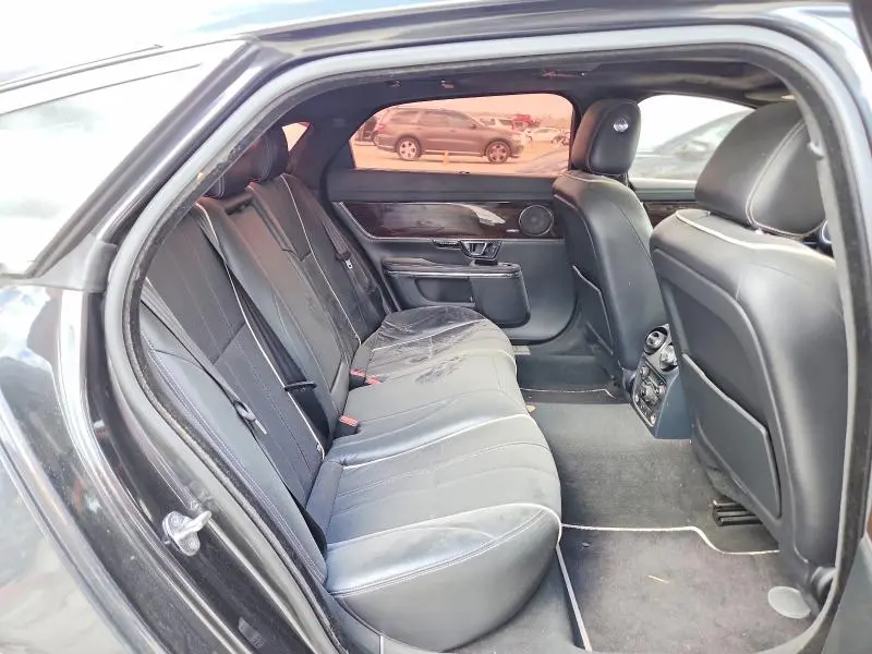 2014 JAGUAR XJL PORTFOLIO  