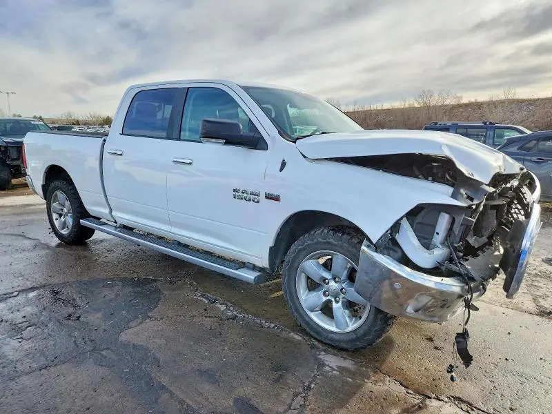 2018 RAM 1500 SLT  