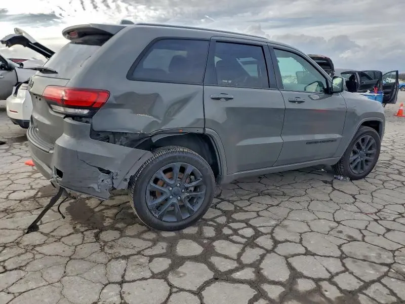2021 JEEP GRAND CHEROKEE LAREDO  