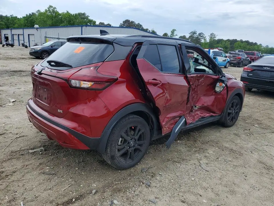 2024 NISSAN KICKS SR  