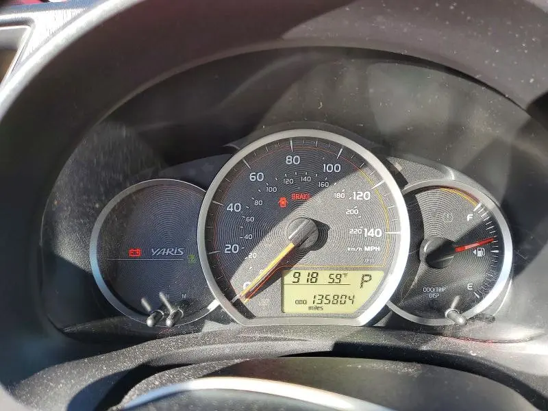 2012 TOYOTA YARIS 5-DOOR LE  