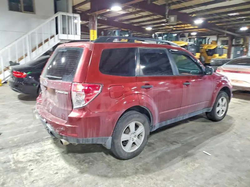 2010 SUBARU FORESTER XS  