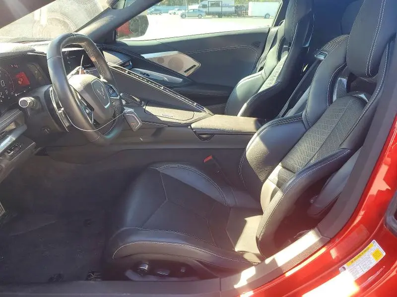 2024 CHEVROLET CORVETTE STINGRAY 2LT  