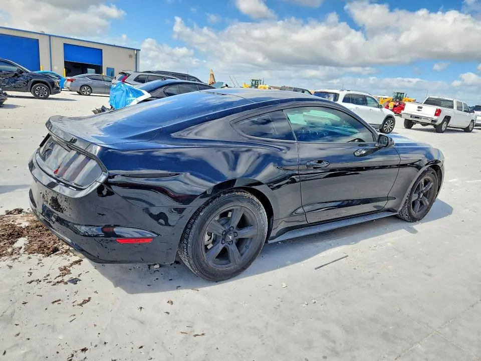 2017 FORD MUSTANG   