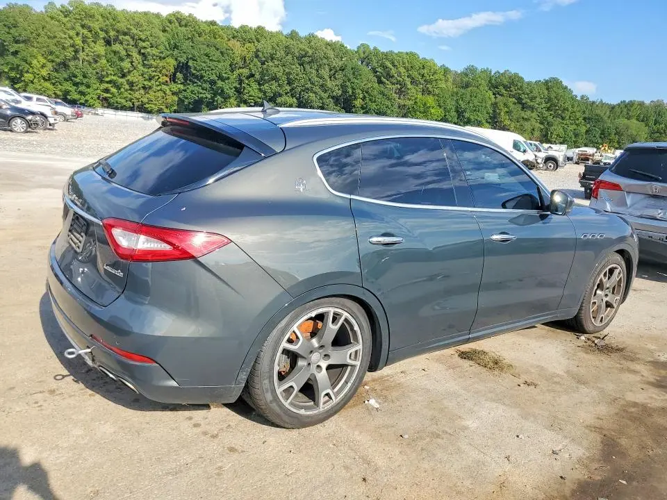 2017 MASERATI LEVANTE S LUXURY  
