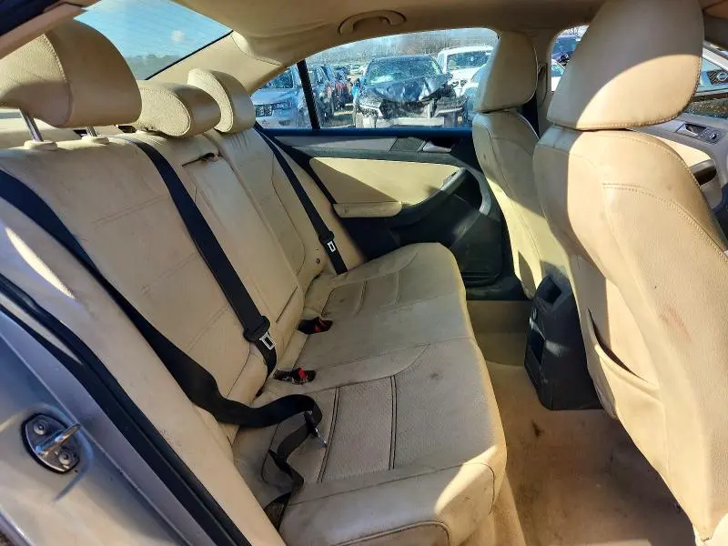 2015 VOLKSWAGEN JETTA TDI  