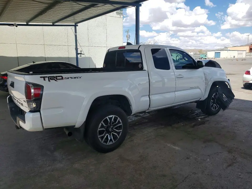 2023 TOYOTA TACOMA TRD SPORT  