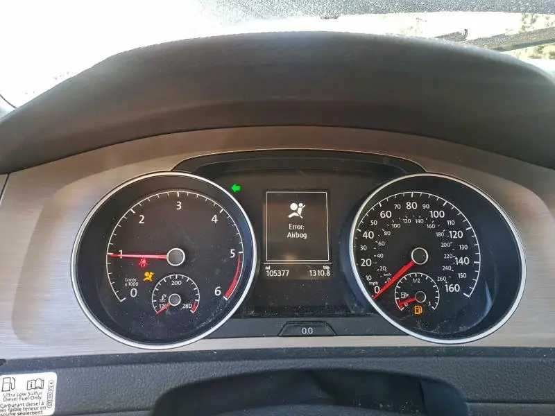 2015 VOLKSWAGEN GOLF SPORTWAGEN TDI S  