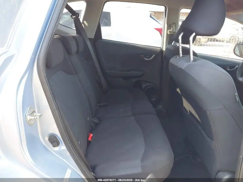 2010 HONDA FIT  