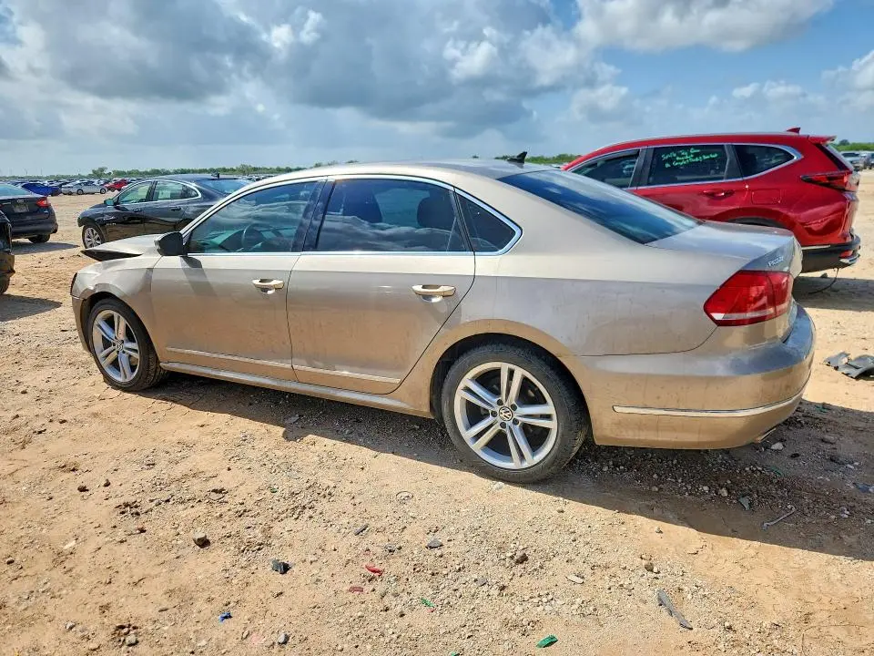 2015 VOLKSWAGEN PASSAT SEL  