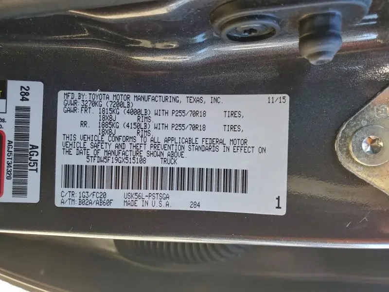 2016 TOYOTA TUNDRA CREWMAX SR5  