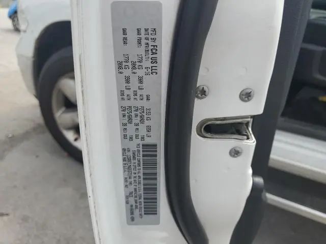 2016 RAM 1500 SLT