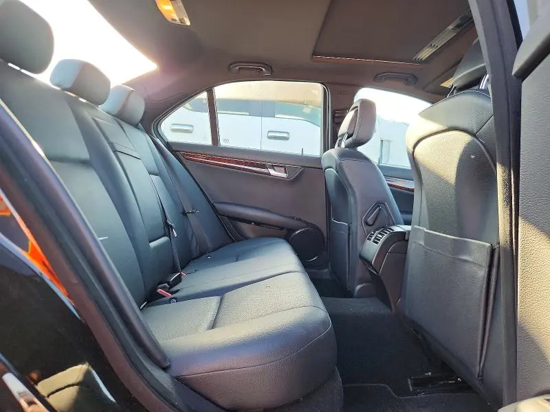 2010 MERCEDES-BENZ C 300  