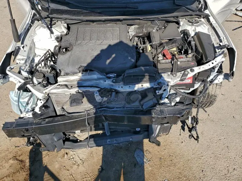 2018 TOYOTA AVALON XLE  