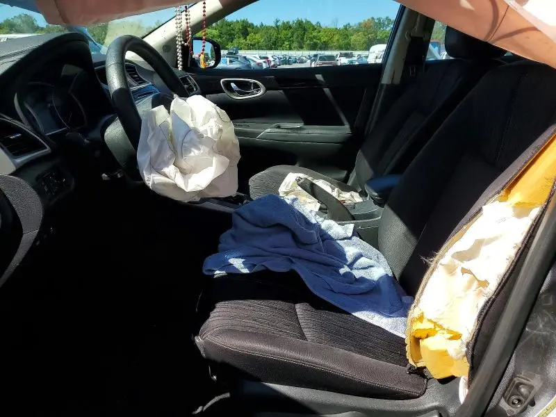 2018 NISSAN SENTRA SV  