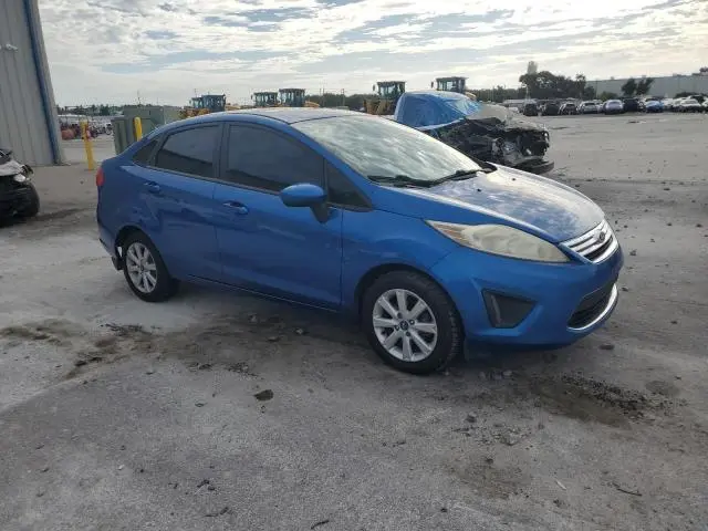 2011 FORD FIESTA SE  