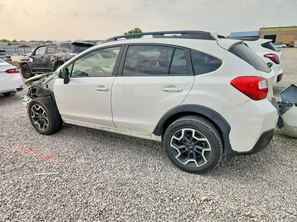 2016 SUBARU CROSSTREK LIMITED  