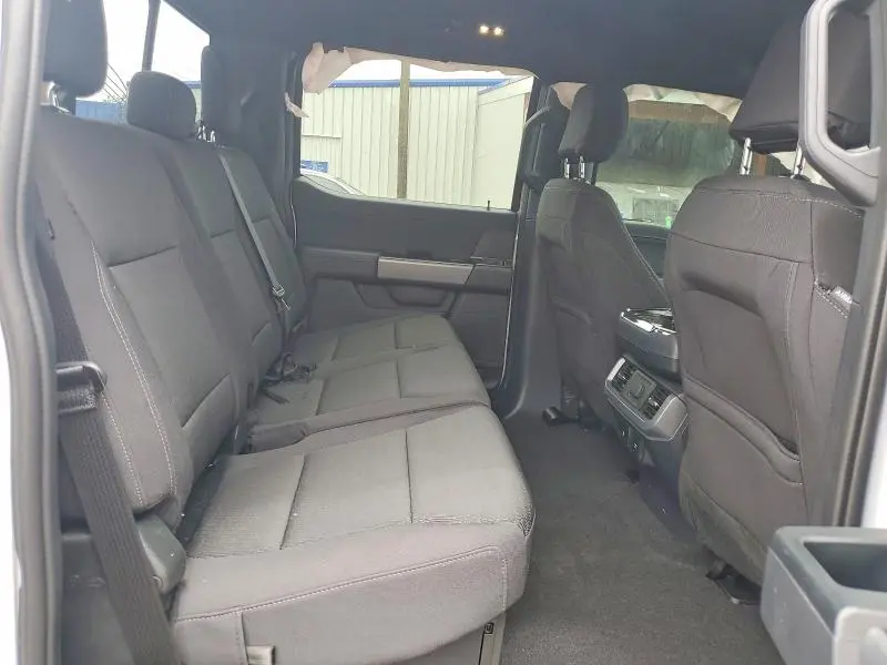 2025 FORD F150 XLT  
