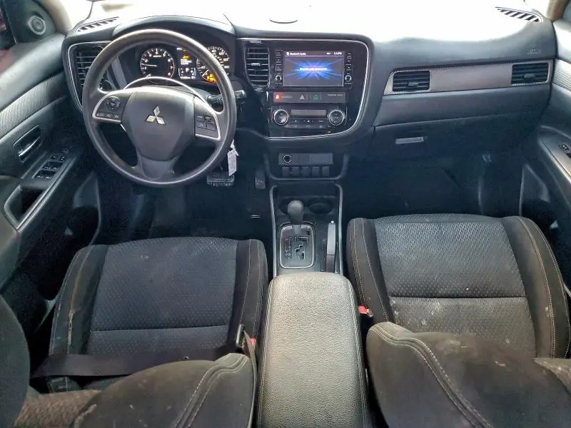 2018 MITSUBISHI OUTLANDER SE  