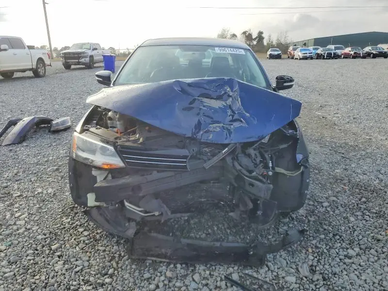 2013 VOLKSWAGEN JETTA SE  