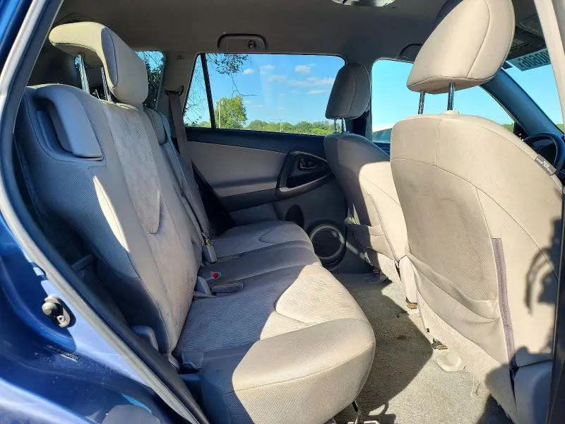 2011 TOYOTA RAV4 BASE  