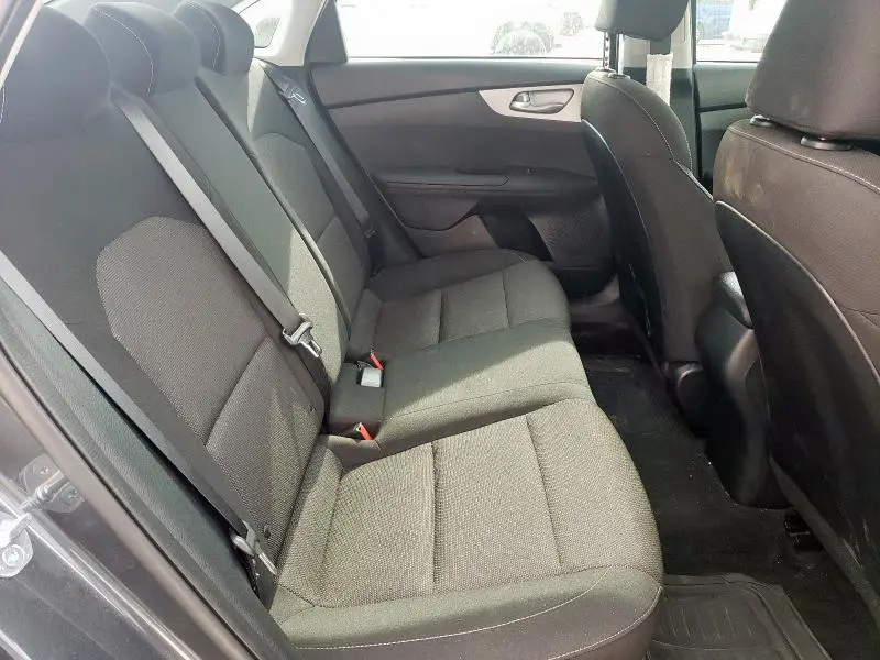 2024 KIA FORTE LX  