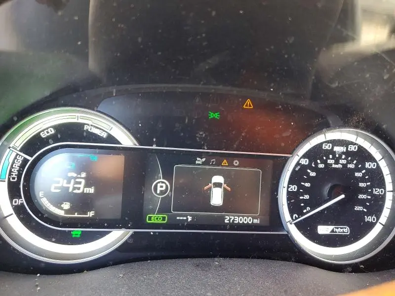 2017 KIA NIRO LX  