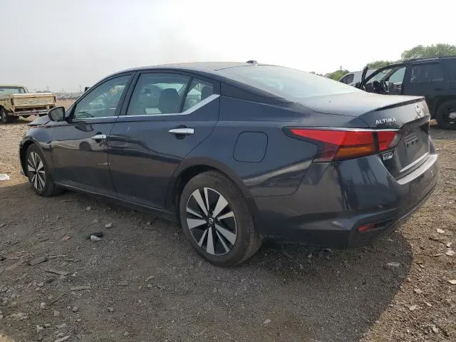 2022 NISSAN ALTIMA SV  
