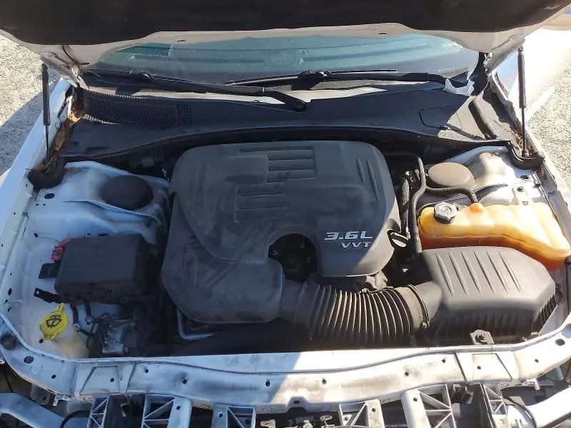 2018 CHRYSLER 300 LIMITED  