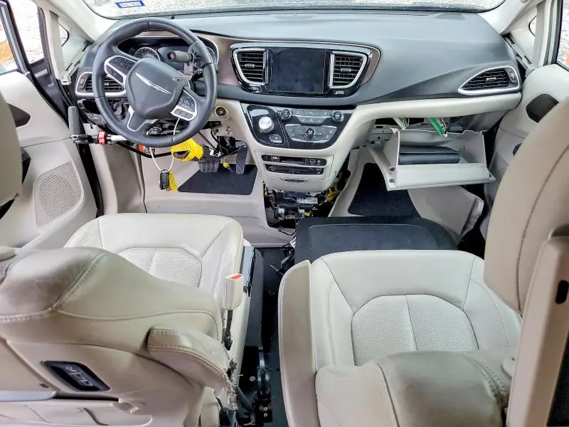2017 CHRYSLER PACIFICA TOURING L PLUS  