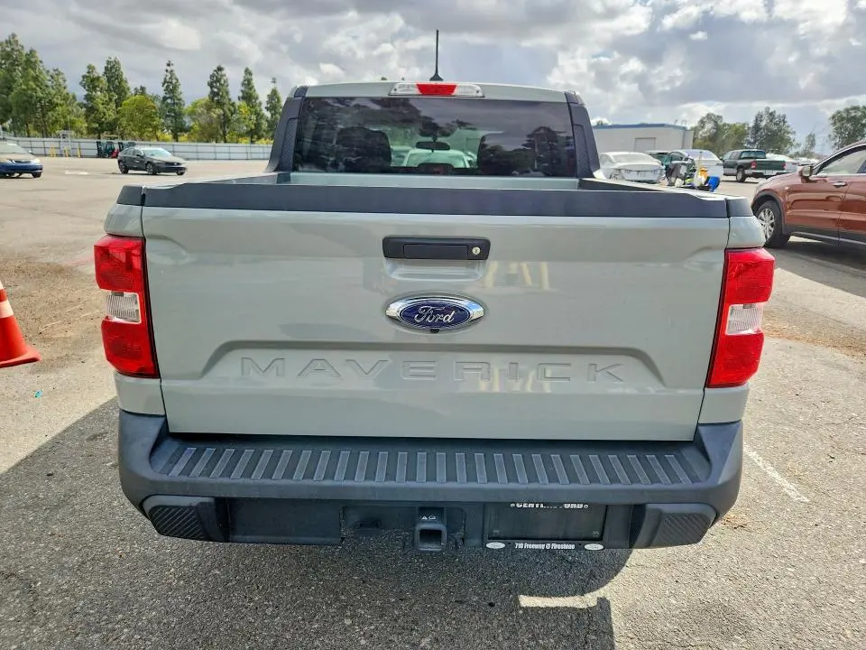 2023 FORD MAVERICK XL  