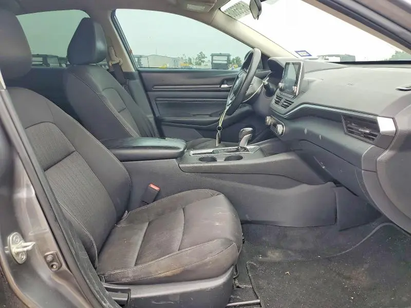 2019 NISSAN ALTIMA S  