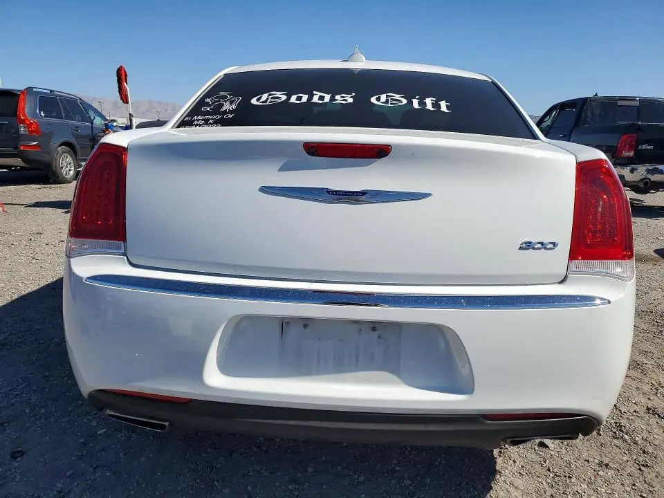 2019 CHRYSLER 300 TOURING  