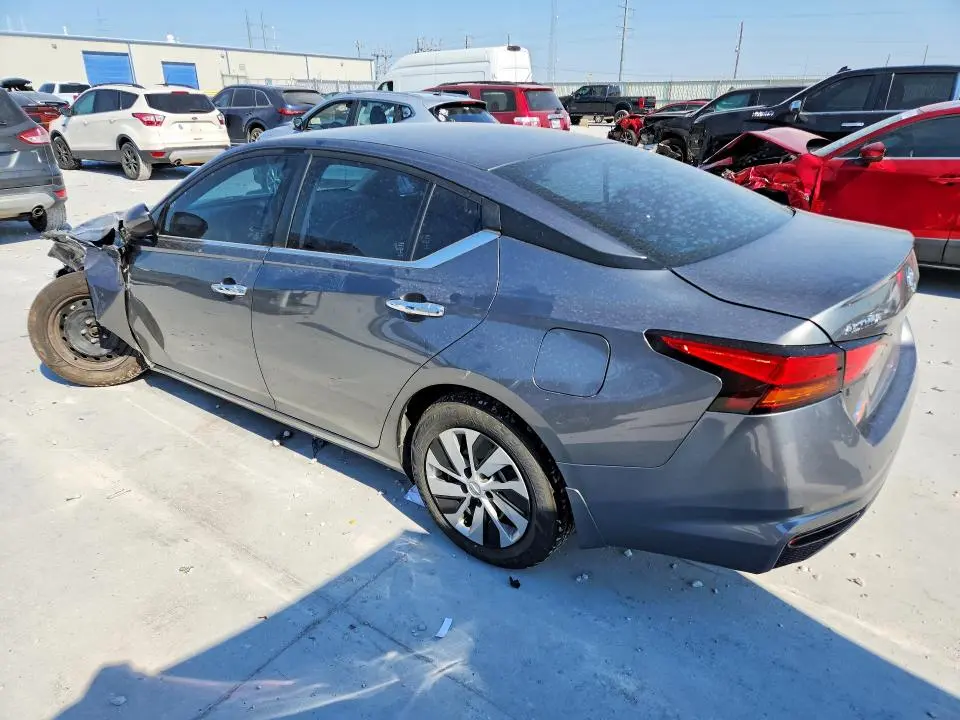 2022 NISSAN ALTIMA S  