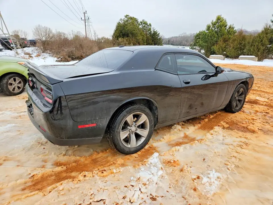2018 DODGE CHALLENGER SXT  