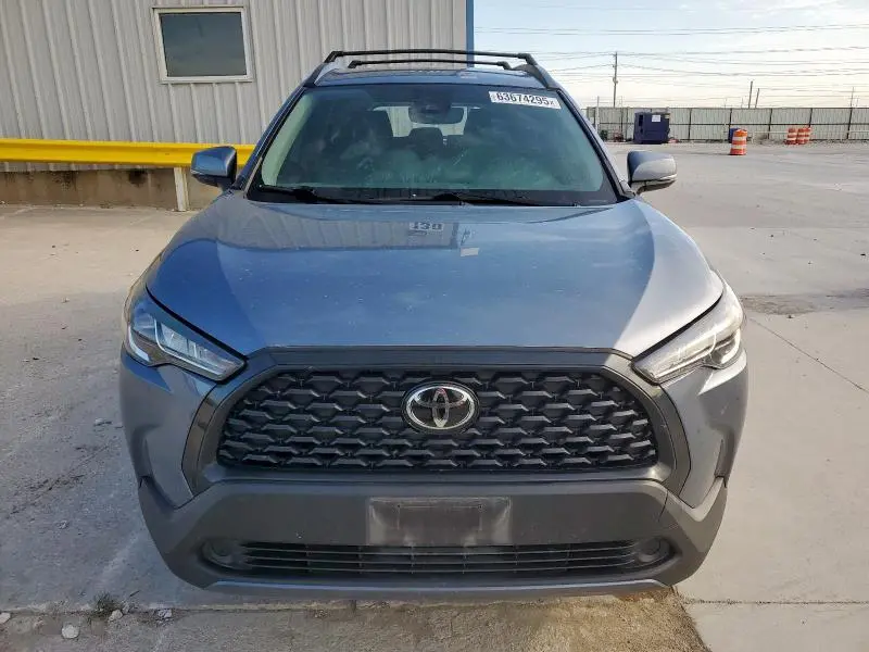 2022 TOYOTA COROLLA CROSS LE  